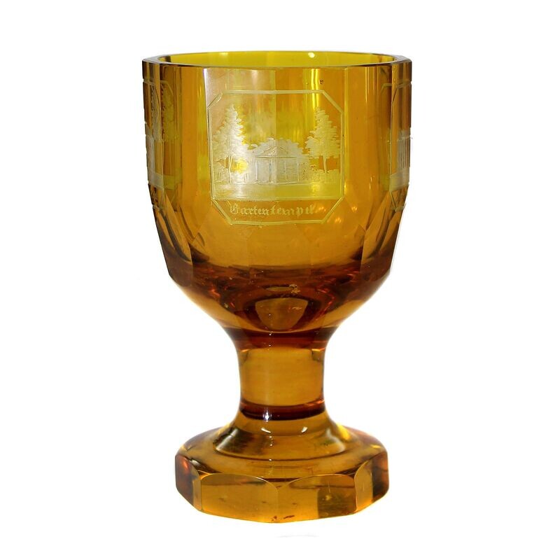 Silver-yellow glazed view glass from Teplitz, Bohemia, 2nd half of the 19th century.