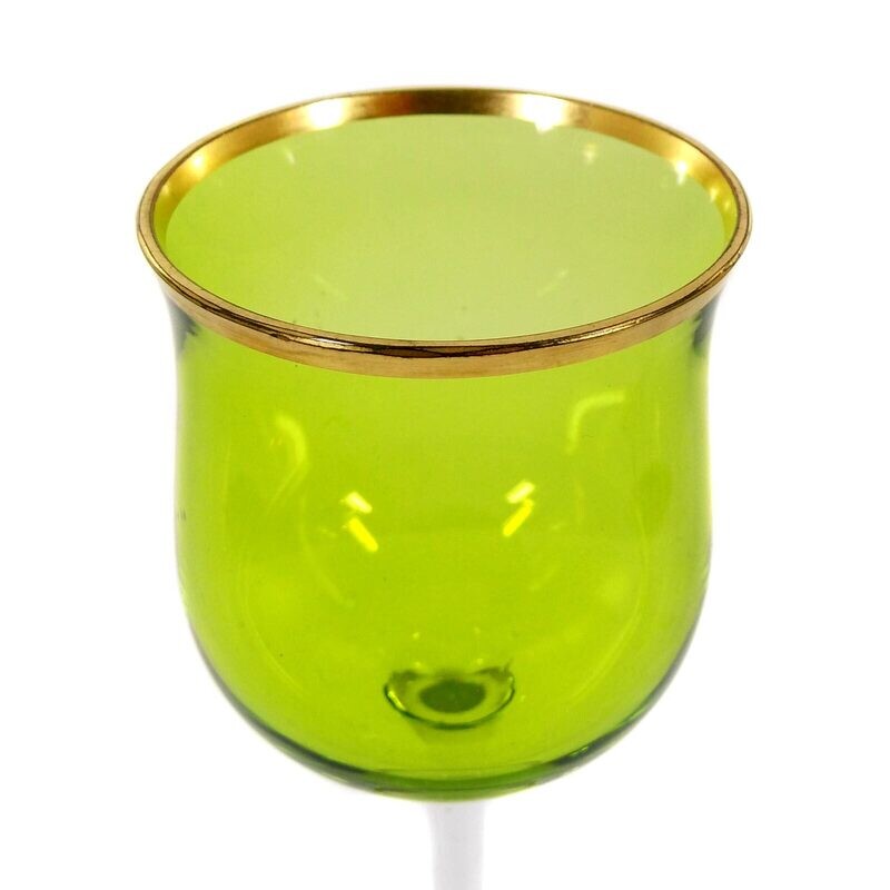 Stem glass with a pistache-colored cup, Meyr's nephew around 1900