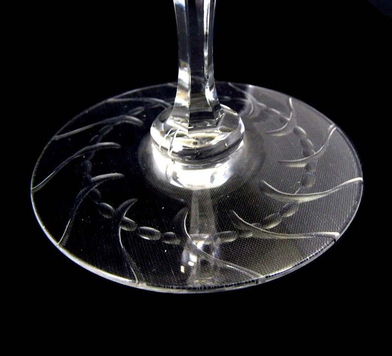 Stem glass with water lily pond, Thomas Webb &amp; Sons around 1910, signed