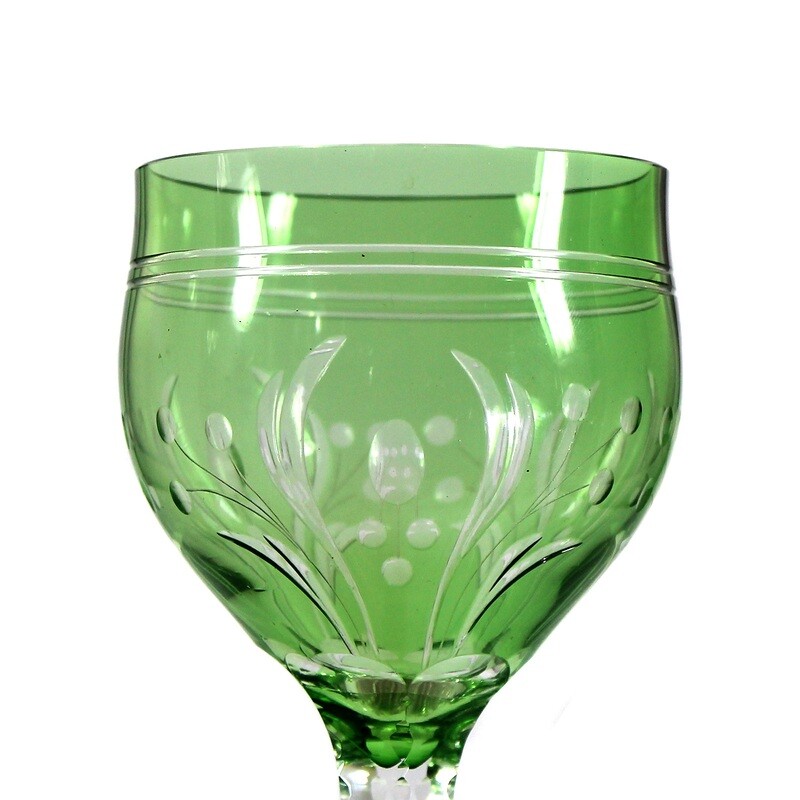 Art Nouveau stem glass with floral cut decoration, Baccarat around 1900