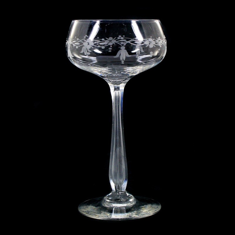 1st of 3 wine glasses with a punctured air bubble, Villeroy &amp; Boch, Marschner