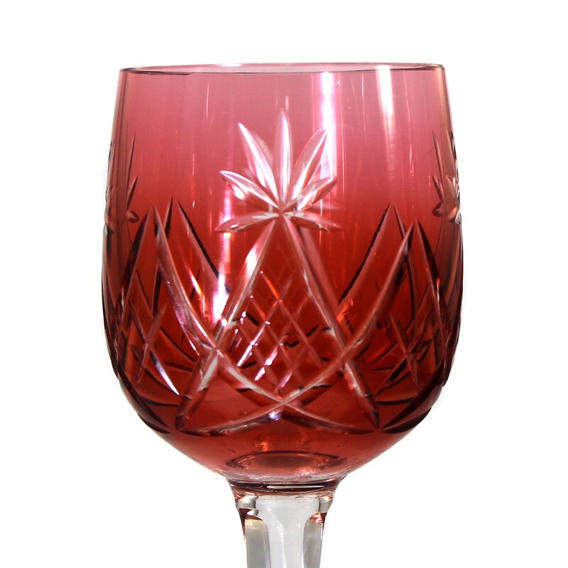 Stem glass with orange-red overlay and decorative cut, Max Kray around 1930