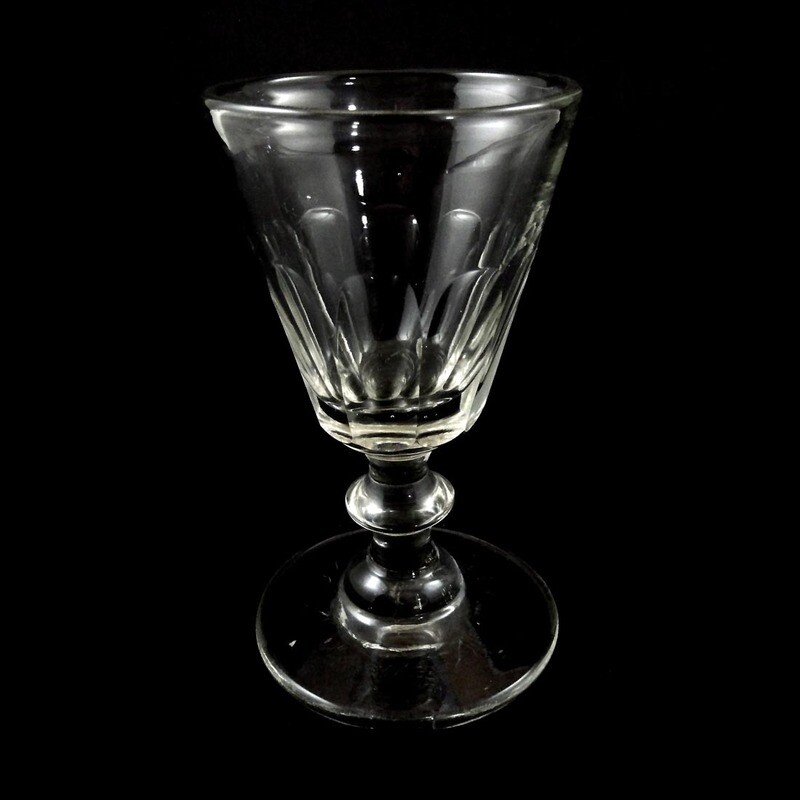 Southern wine glass with pressed nodus &amp; arch facet, 19th century.