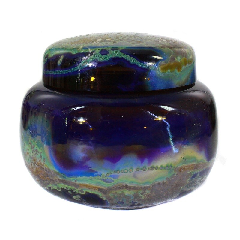 Lidded box with fused oxides, designed by Hans Jannsen, Aomi Unikat, Grail glass