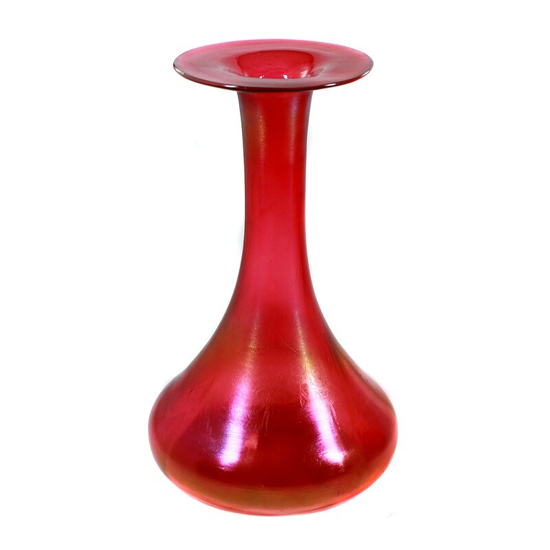 Vase, metallic pink smooth, Loetz for Bakalowits &amp; Söhne around 1898-99