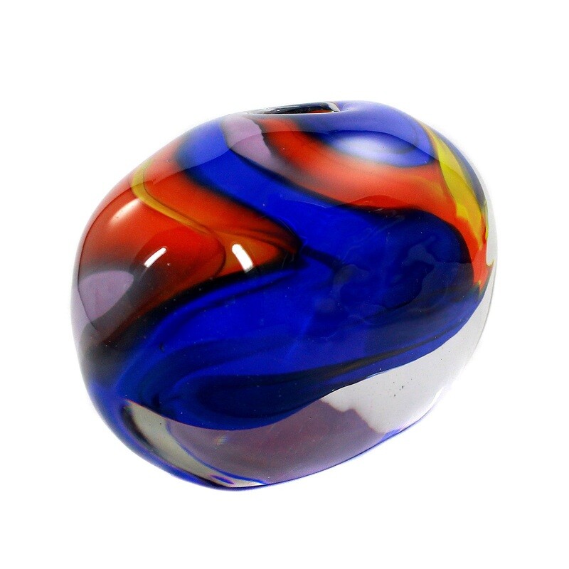 Vase with different colored interior, signed. Udo Edelmann