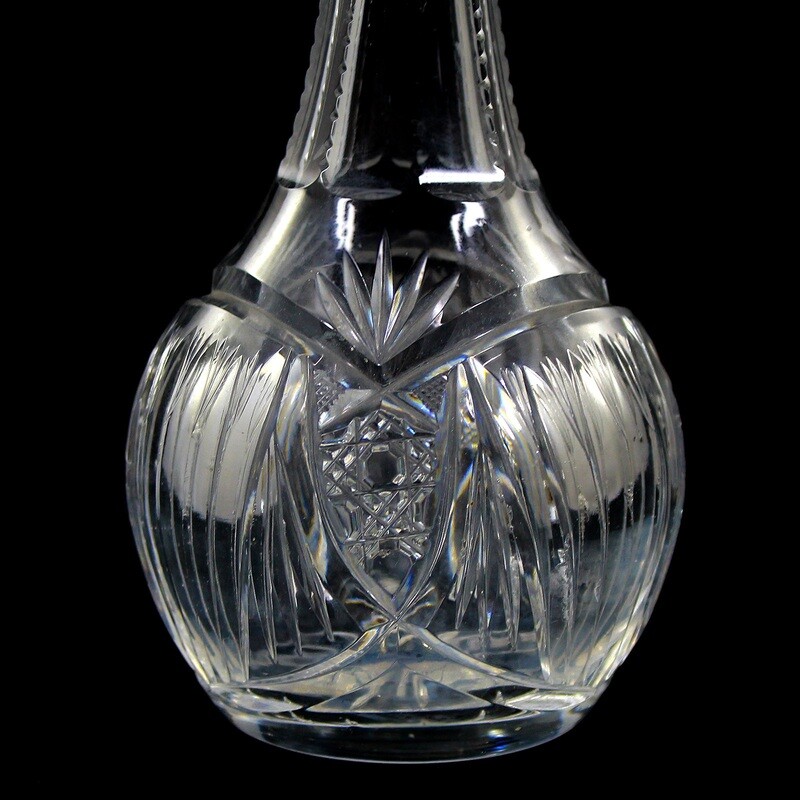 Carafe with stopper made of colorless crystal glass with wedge-cut decoration around 1930-40