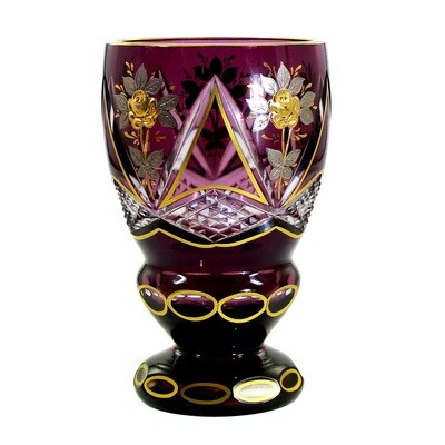 Fussbecher aus Kristallglas mit violetten Überfang sowie Silber- & Goldmalerei