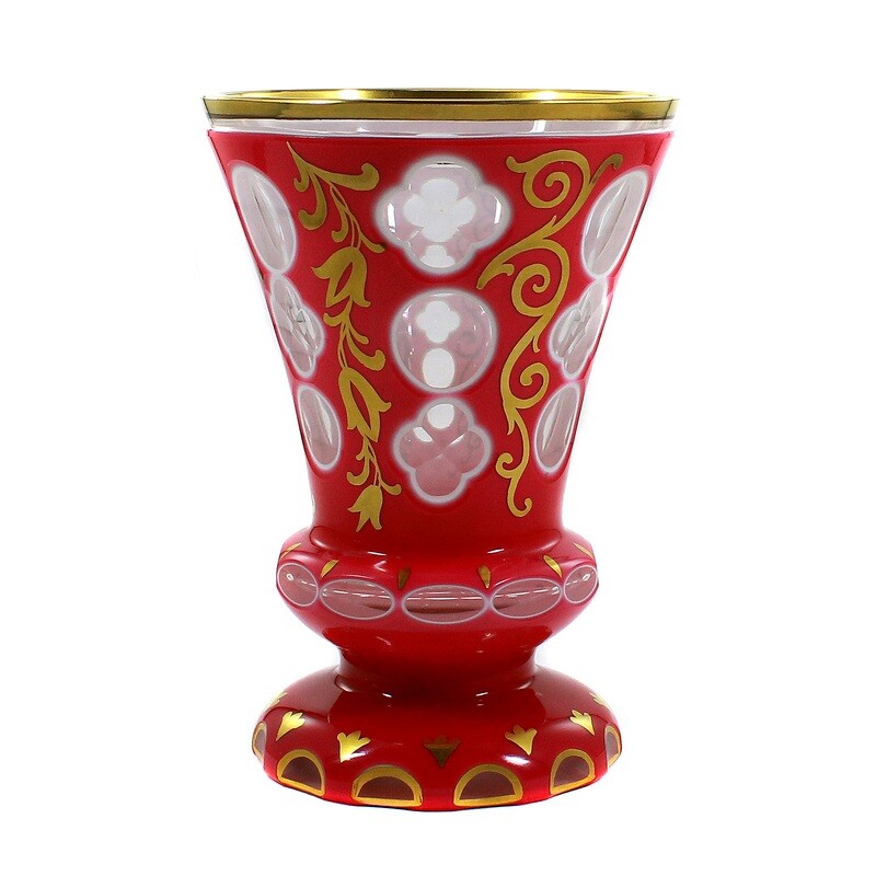 Cup with double overlay and gold painting, probably Arthur Schöller around 1939