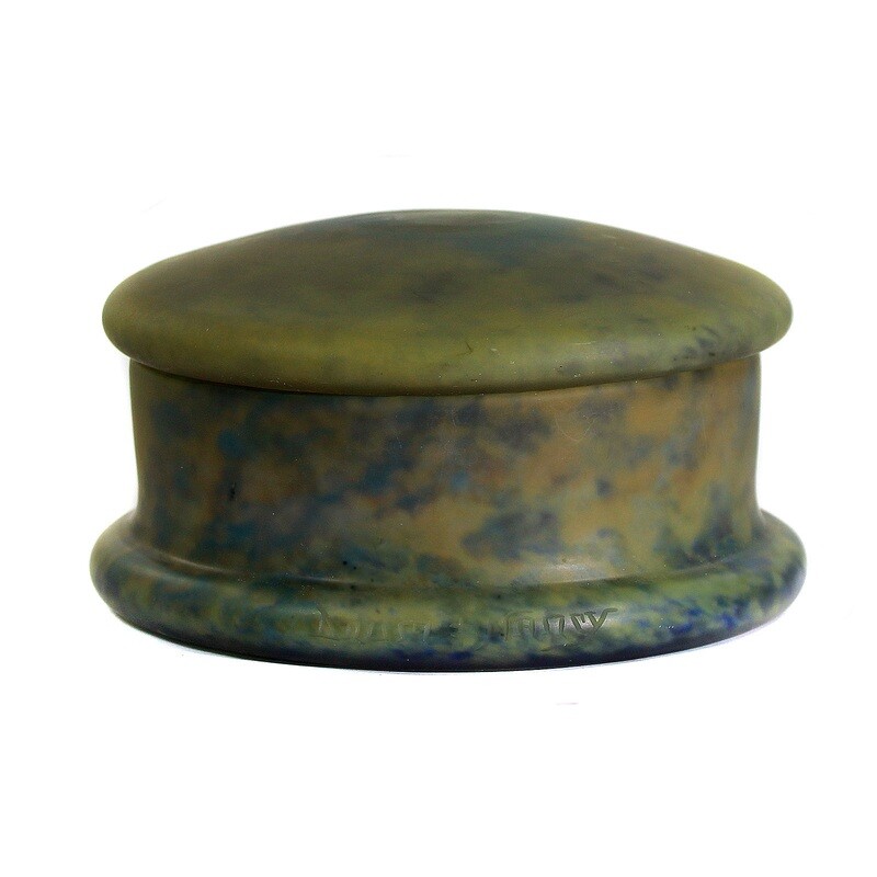 Lidded box with multicolored powder melts, Daum Freres Nancy around 1900