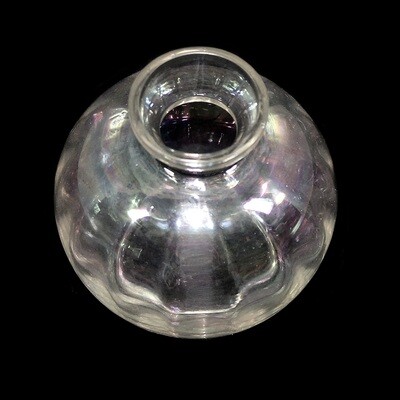 Miniaturvase aus optisch gerippten Glas, signiert Jean Beck