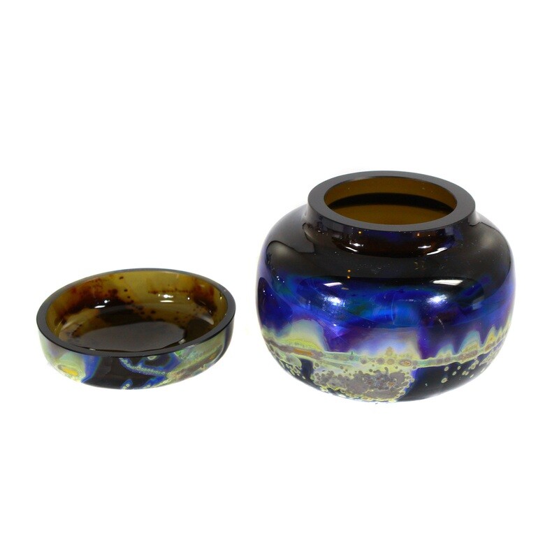 Lidded box with fused oxides, designed by Hans Jannsen, Aomi Unikat, Grail glass