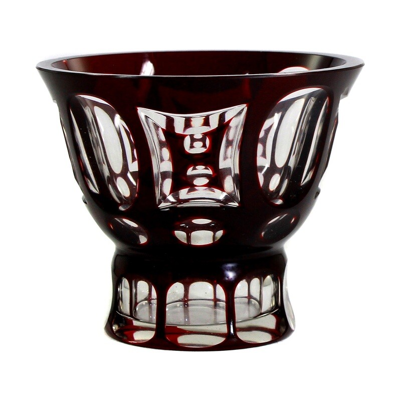Covered bowl with cut-through ornamentation, Haida technical school around 1910-20