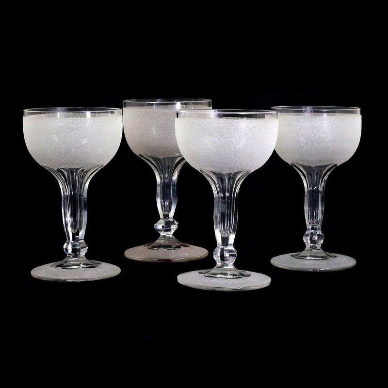 4 champagne glasses made of crystal glass with ice glass decoration, Poschinger around 1890