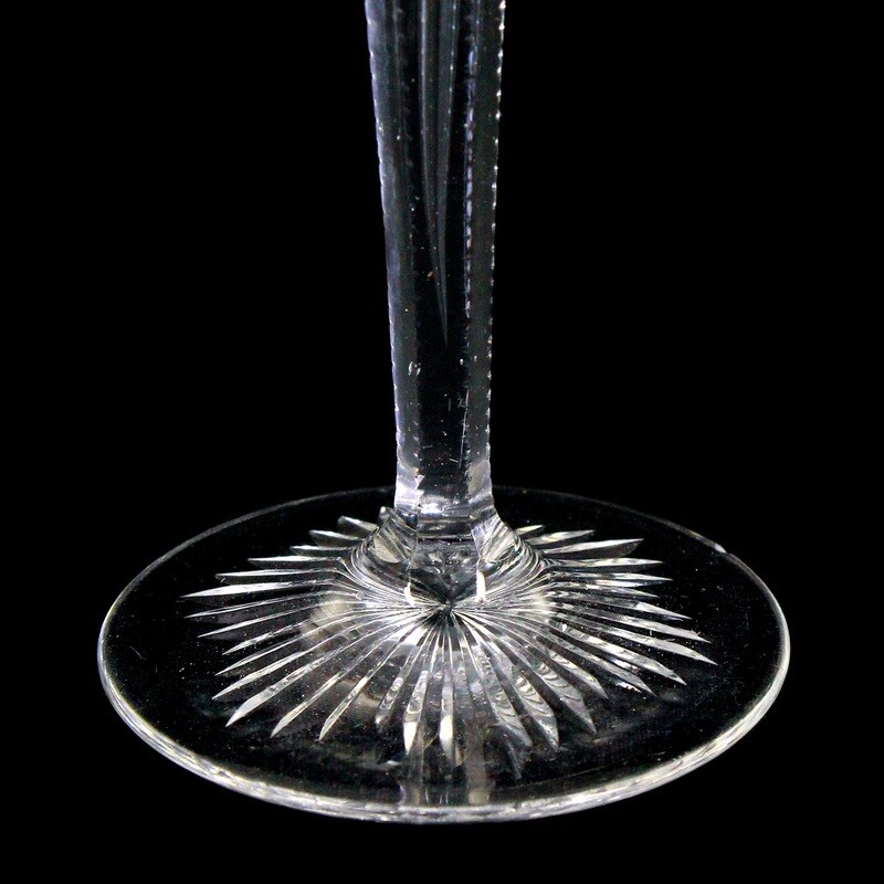 Stem glass with faceted shaft &amp; pierced air bubble, Josephinenhütte