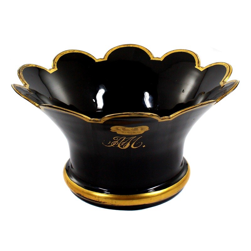 Bowl made of black hyalth glass with a crowned monogram, probably Neuwelt around 1850.