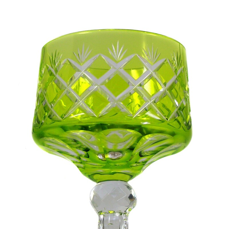 Stem glass with green-yellow overlay and decorative cut decoration, around 1920