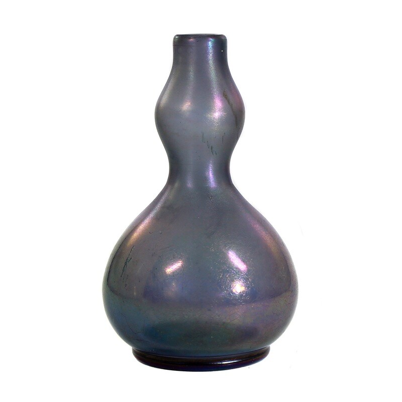 Small Cyprus glass vase, signed. Fritz Heckert, developed by Max Rade around 1890