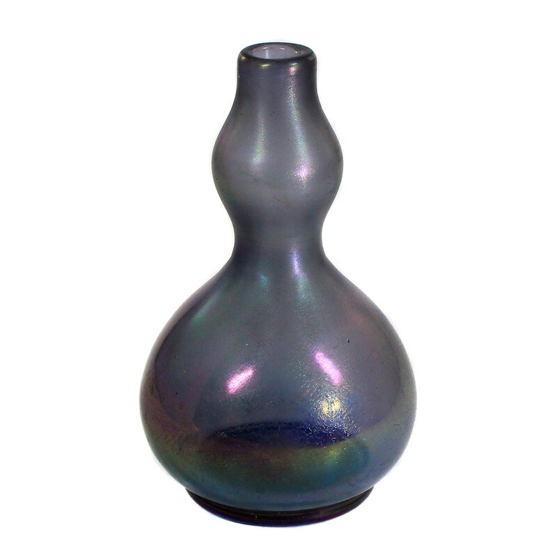 Small Cyprus glass vase, signed. Fritz Heckert, developed by Max Rade around 1890