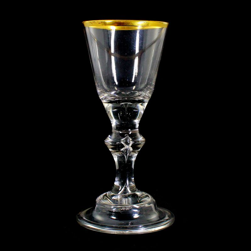 Lauenstein goblet with pierced air pearl &amp; gold rim, 2nd half of the 18th century