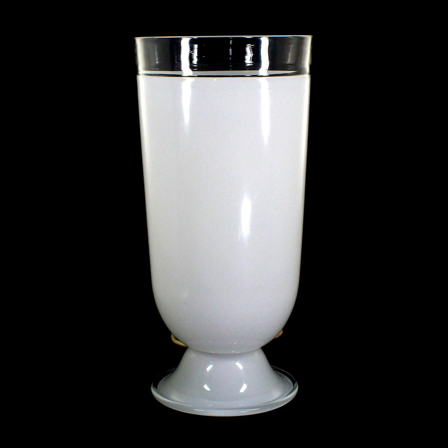 Incalmo floor lamp made of opaque white glass, Murano, second half of the 20th century.