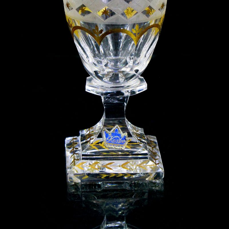Champagne glass with square plinth, diamond pattern and lancet cut, Kosta