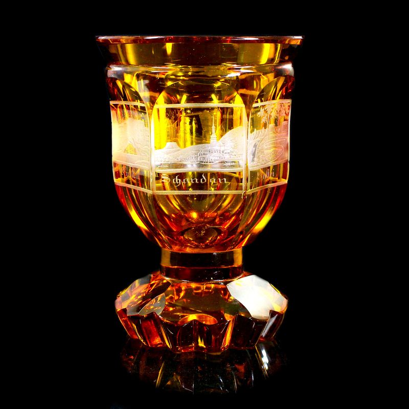 Footed cup made of silver-yellow glazed glass from Winterberg, 2nd half of the 19th century.