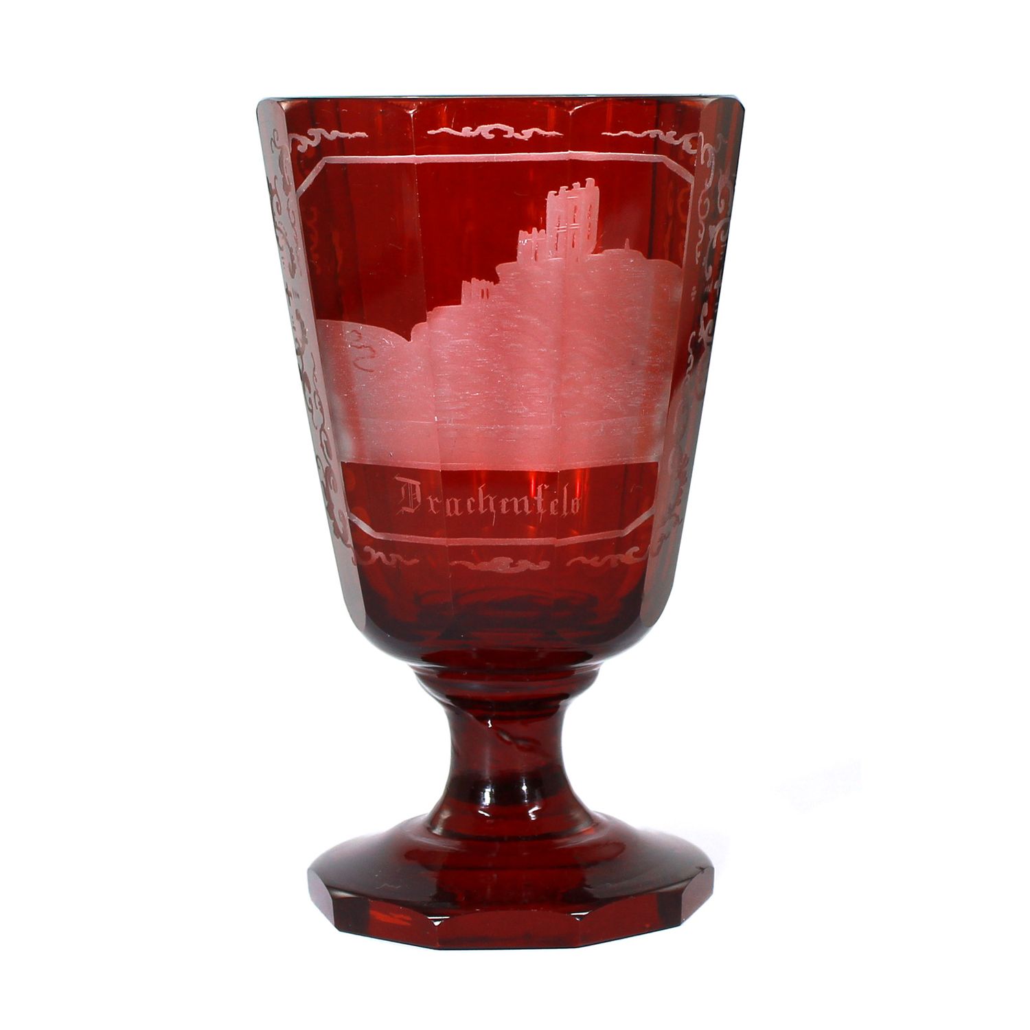 Goblet made of ruby ​​red glazed glass with a view of the Drachenfels near Bonn