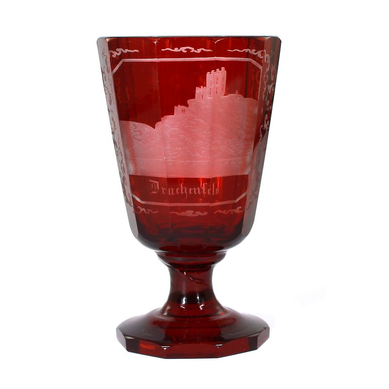 Goblet made of ruby ​​red glazed glass with a view of the Drachenfels near Bonn