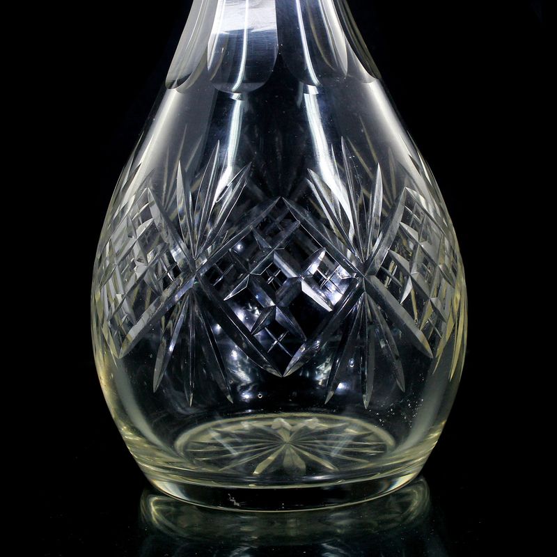 33 cm high bottle / carafe with cut decoration, Josephinenhütte, designed by Haertel