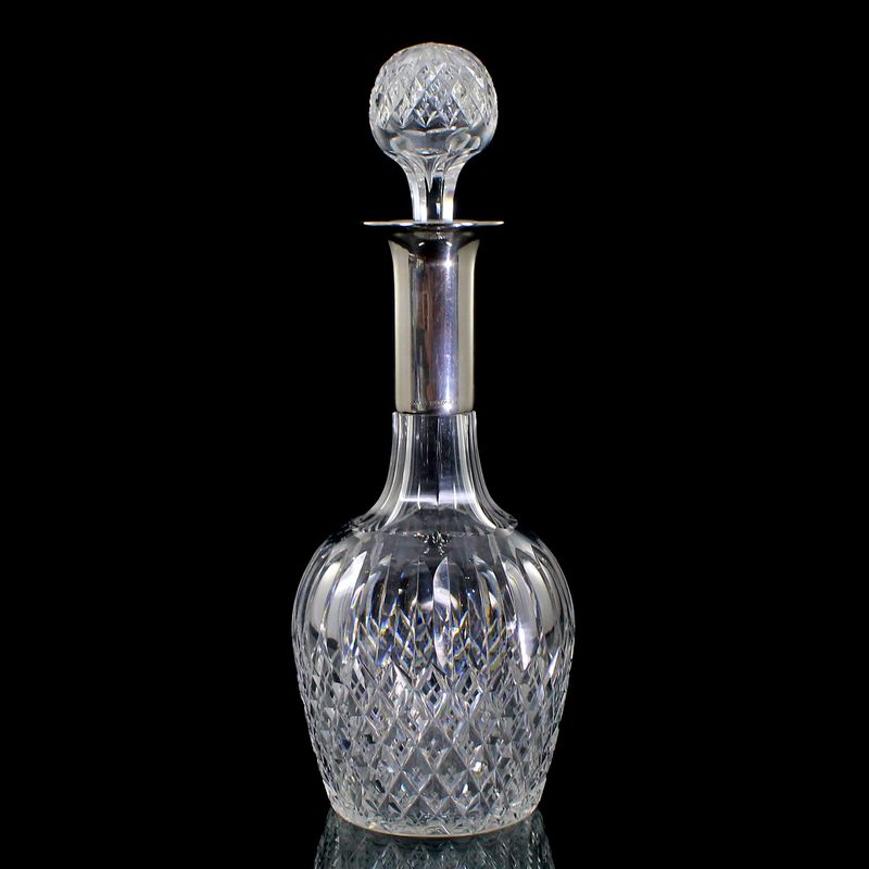 Carafe with stopper and 800 silver fitting, Josephinenhütte / Behrnd, around 1930
