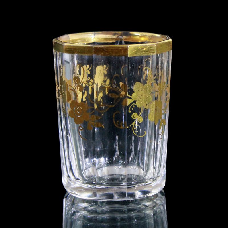 Small cup with polished gold painting, probably Bakhmetyev glass factory, around 1790-1800