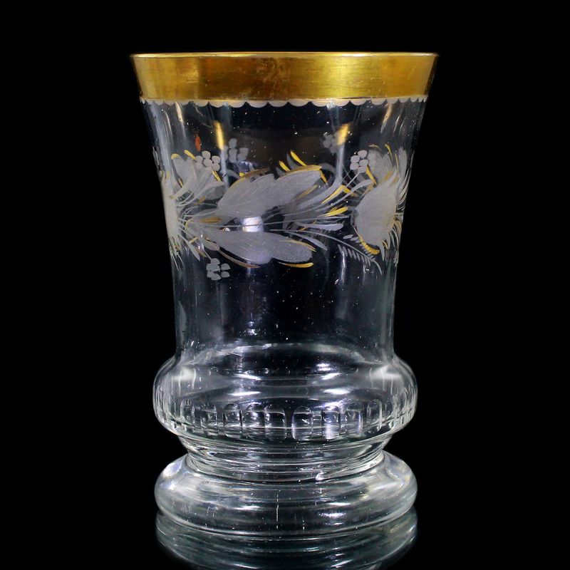 Beaker made of colorless glass with decorative cut all around, Russia, around 1800-30