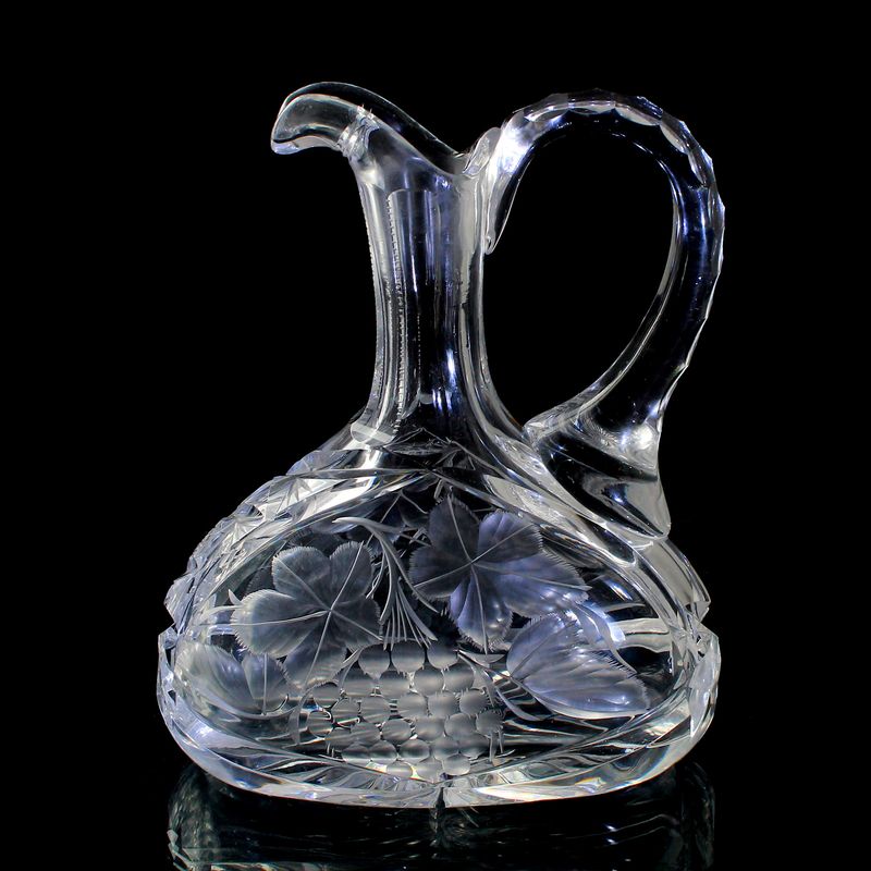 Carafe with handle made of lead crystal with engraved deep cut, around 1930-35