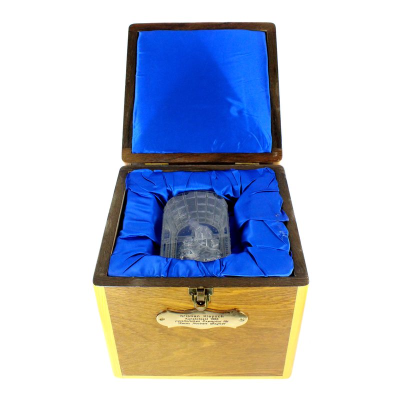 Glass sculpture with Holy Families in wooden box, signed Kristian Klepsch around 1988