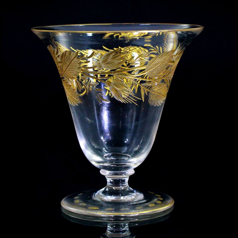 Footed vase with gilded and vegetable cut decoration, Josephinenhütte around 1900