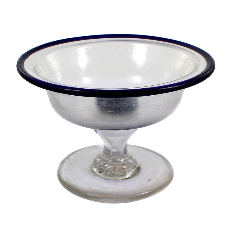 Footed bowl made of colorless glass with applied blue glass thread, Lauenstein around 1800