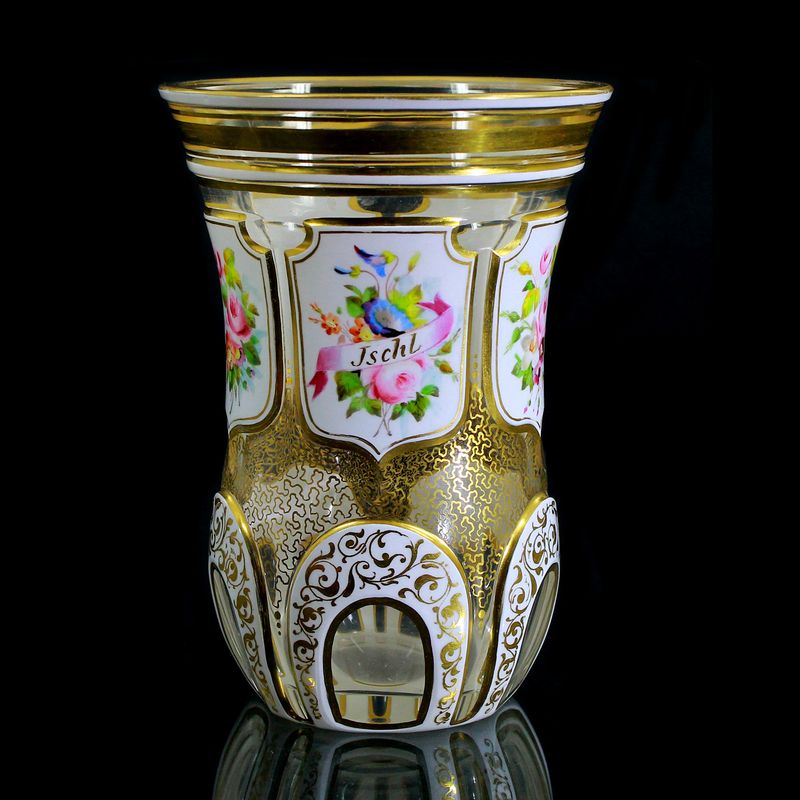 Beaker with polished coat of arms and gold painting, Bohemia around 1840