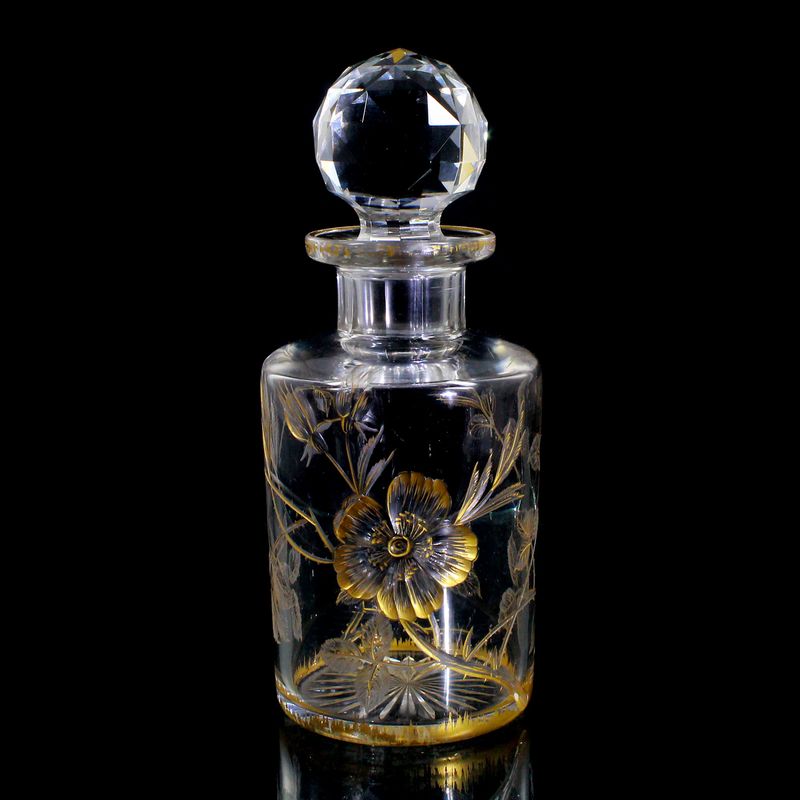 Large bottle with deep-cut decoration and gold painting, Baccarat around 1900