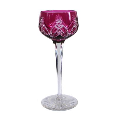 Stängelglas mit lilafarbenen Überfang und Zierschliffdekor, Baccarat um 1907