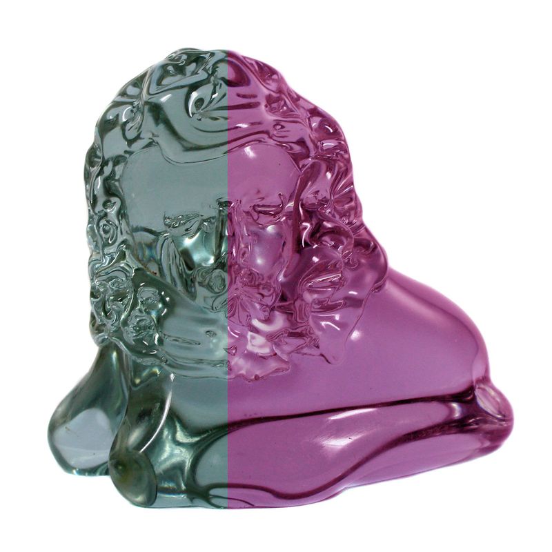 Paperweight in the shape of a lion made of neodymium glass, Vetreria Cenedese around 1980