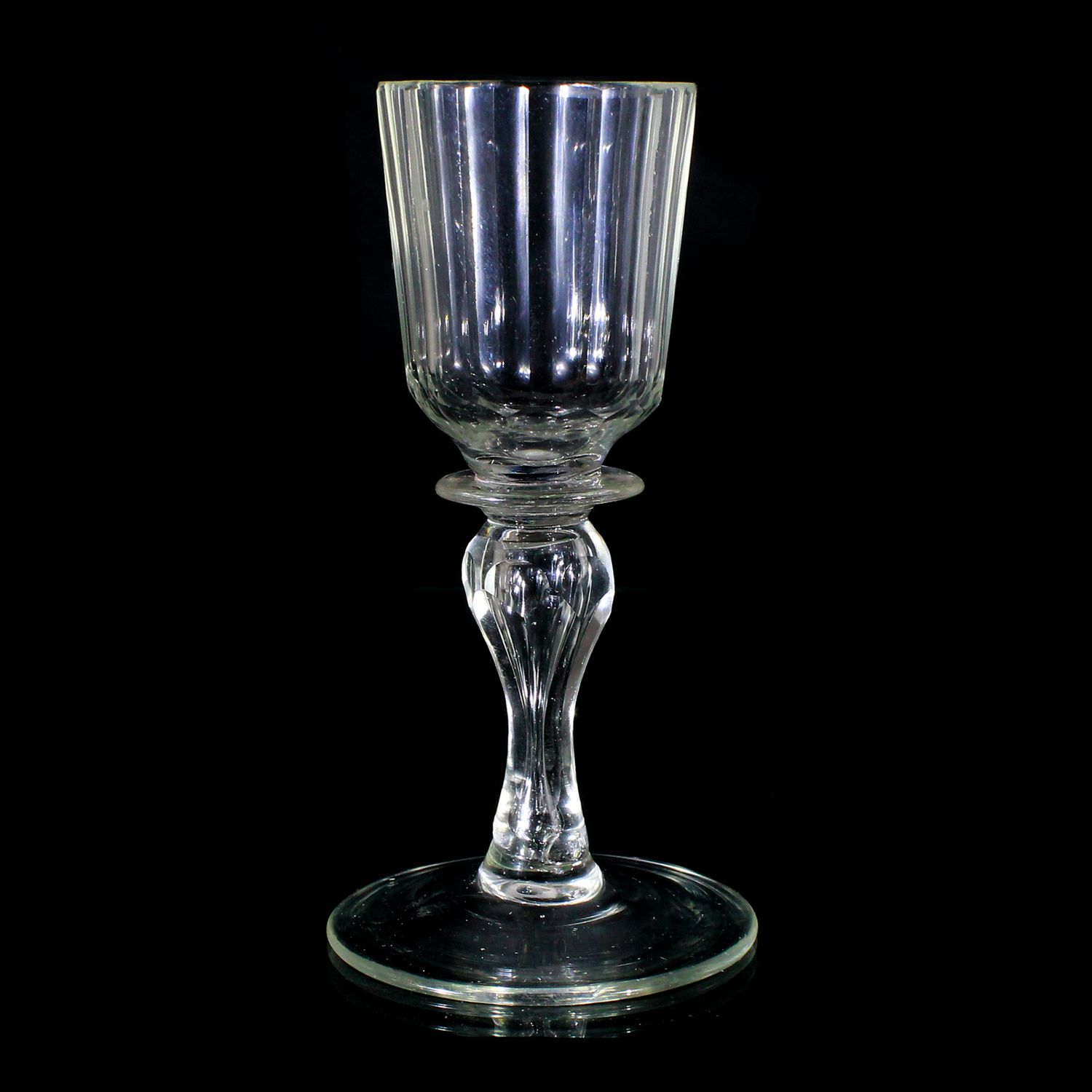 Multi-faceted French goblet, end of the 18th century.