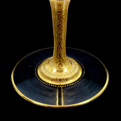 6 Seltene Stängelgläser mit geätztem Golddekor, Entw. Carl Georg von Reichenbach