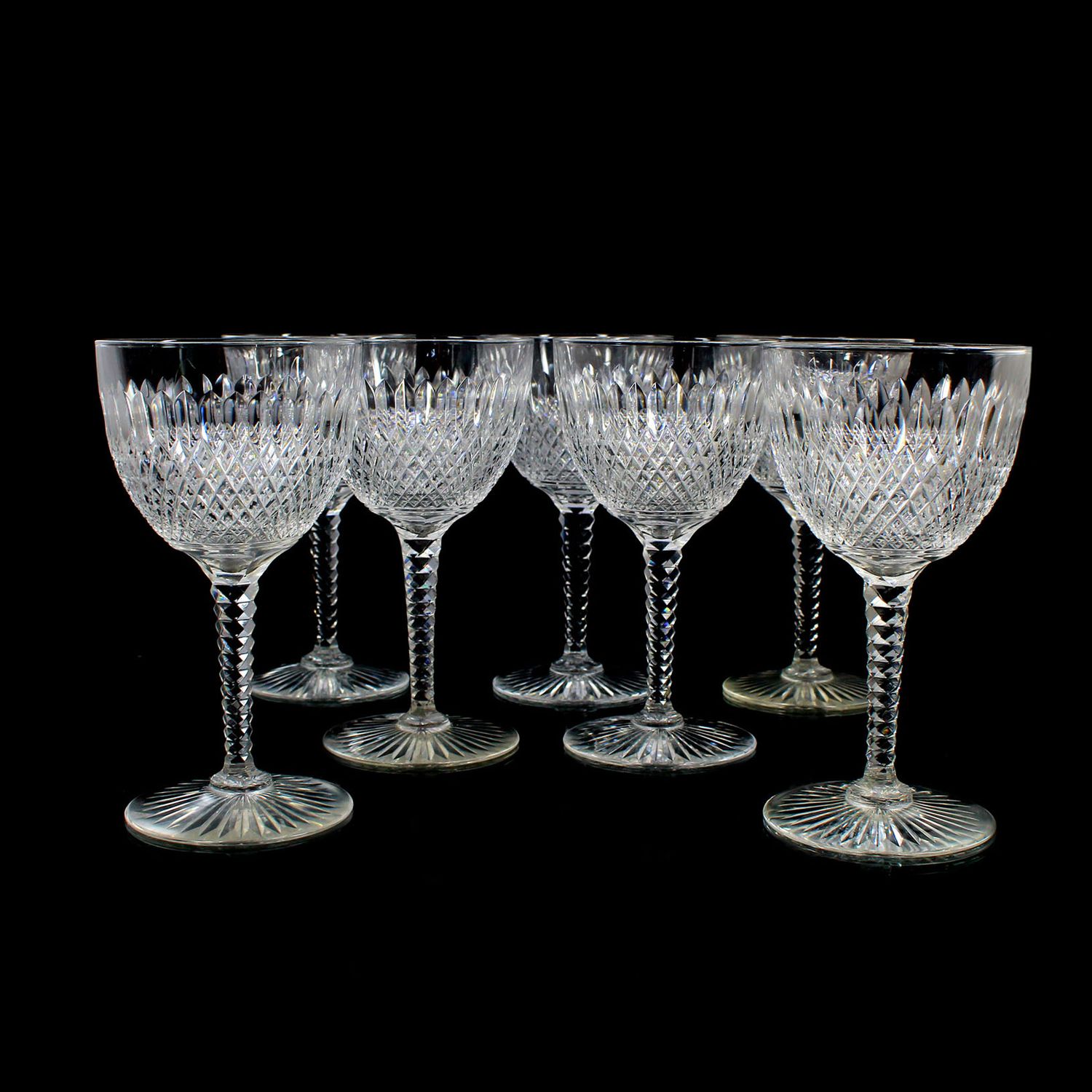 Stem glass with violet overlay, Loreley cut, Val St. Lambert, around 1915.