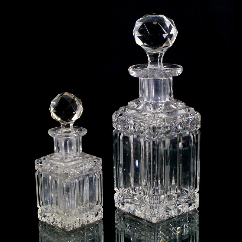 Pair of small bottles made of colorless crystal glass, France around 1910-20