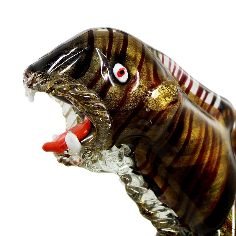 Large tiger sculpture with applied rigaree, Barovier, A.V.E.M. or Barbini around 1940