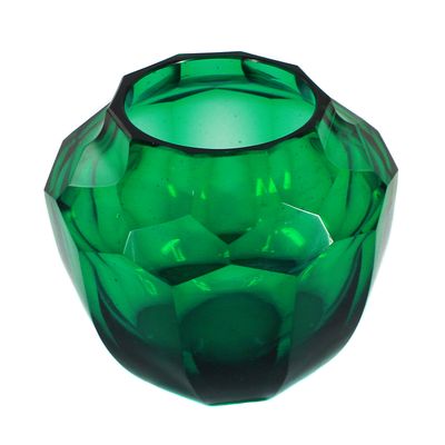 Vielfach facettierte kleine Vase aus grünem Glas, Oertel um 1920