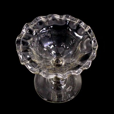 Fußschale aus farblosem, geripptem Glas, Deutsch, 1. Hälfte des 19.Jh.