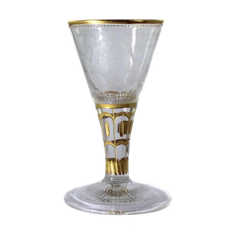 Pointed goblet made of colorless glass with engraved coat of arms, Potsdam/Zechlin around 1740-50 ​