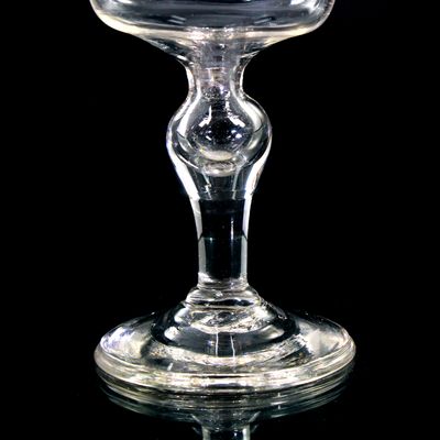 Kleine Öllampe aus farblosem Glas, Süddeutschland oder Österreich, 1.Hft. 19.Jh.